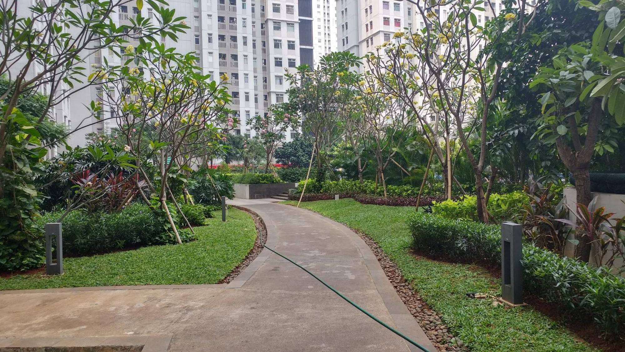 2Br Cozy At Green Bay Pluit Apartment Baywalk By Travelio 자카르타 외부 사진